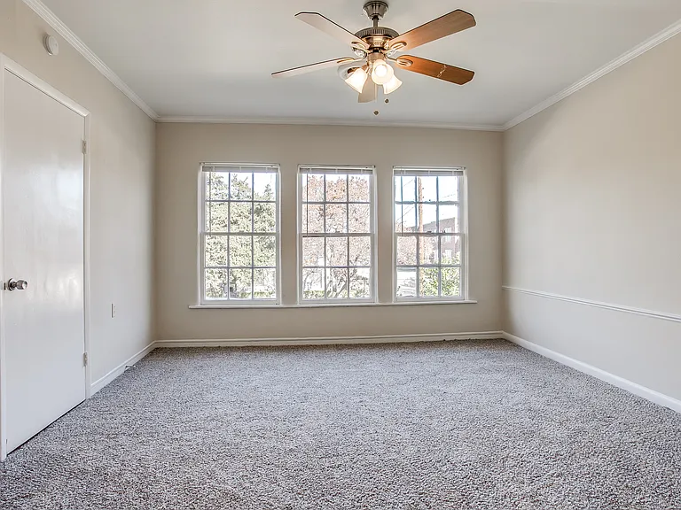 4301 Emerson Ave — Photo 12