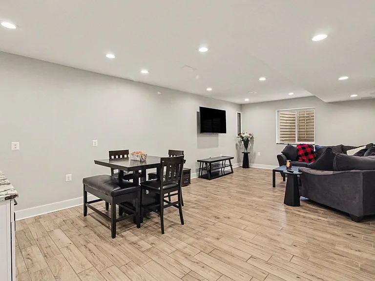 3906 Hillside Dr — Photo 20
