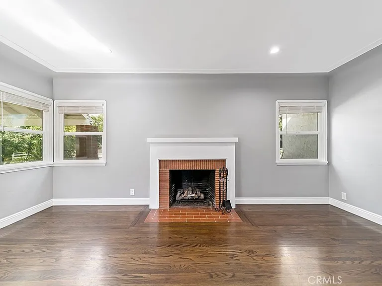 348 W Spazier Ave — Photo 6