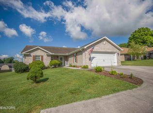 806 Wade Rd, Seymour, TN 37865