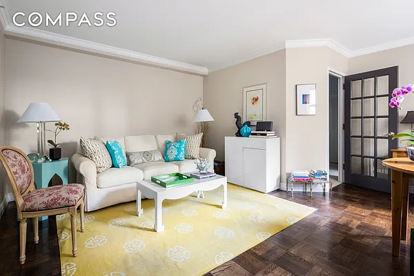 Sold by Compass | media 7