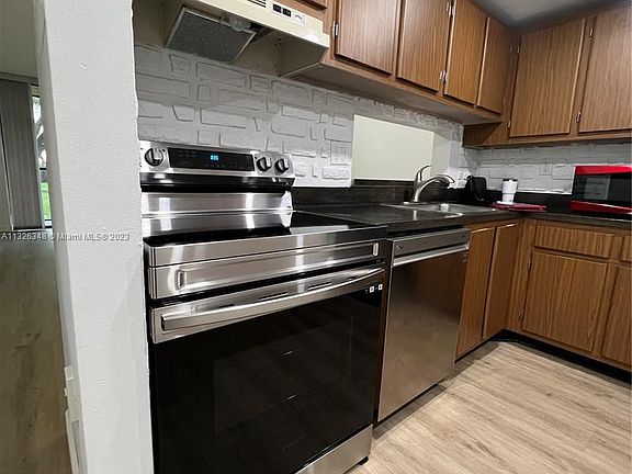 2nd image of 8065 SW 107th Ave APT 116