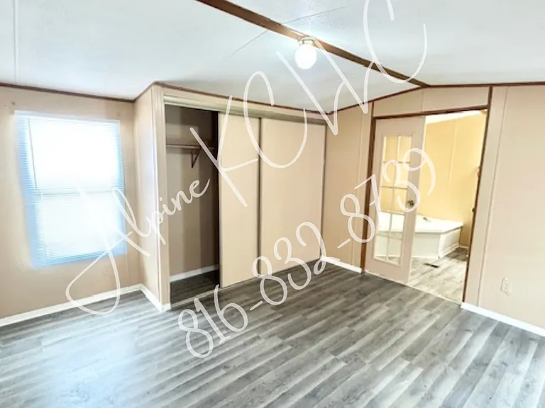 139 Countryside Ln — Photo 4