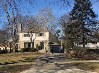 2842 E Broad St, Columbus, OH 43209