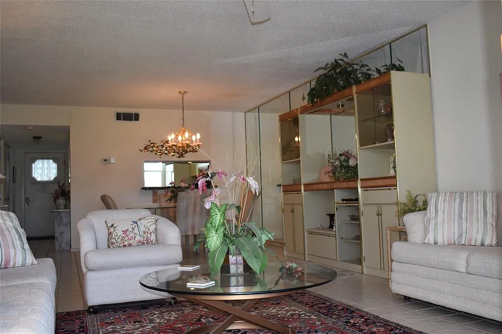 2 bed, 1141 sqft, $3,200 — Photo 4