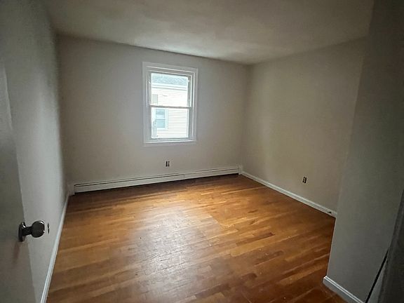 5th image of 55 Oak St #53