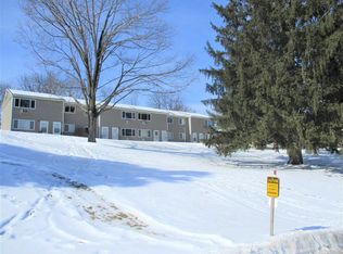 11 Fishkill Glen Dr #11F, Fishkill, NY 12524