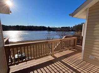 492 Lands End Rd, Fayetteville, NC 28314