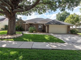 3607 Springville Dr, Valrico, FL 33596