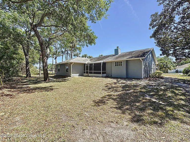 101 Cove Loop Dr — Photo 3