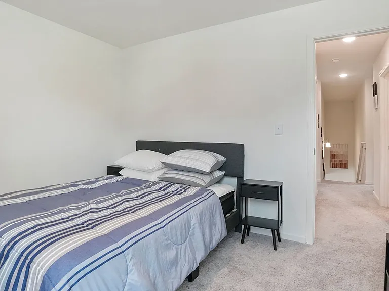 530 Cessna Dr — Photo 21