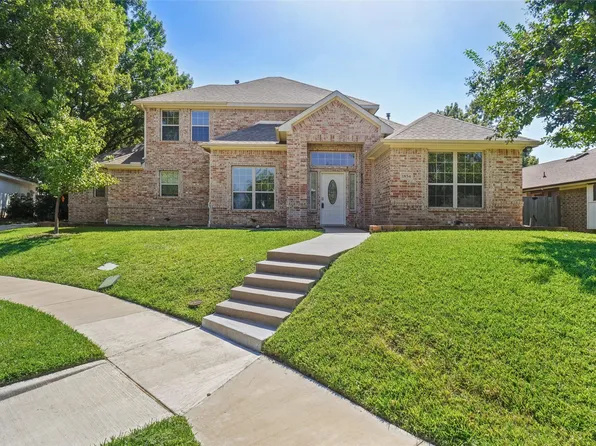 1854 Yorkshire Cir, Lewisville, TX 75067