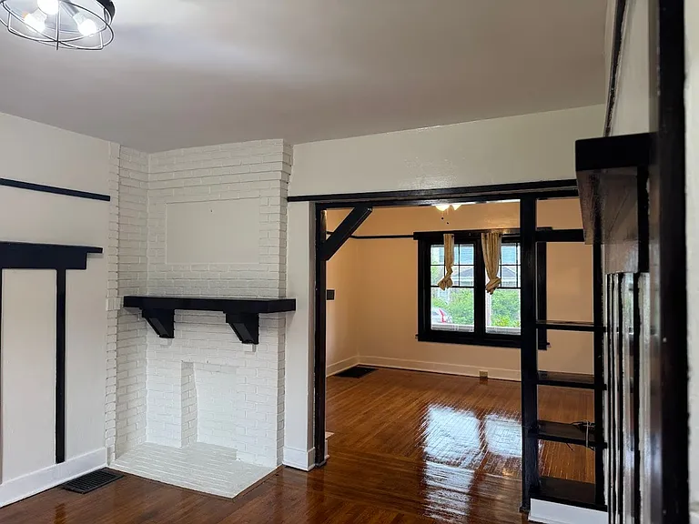 1651 Chislett St — Photo 10
