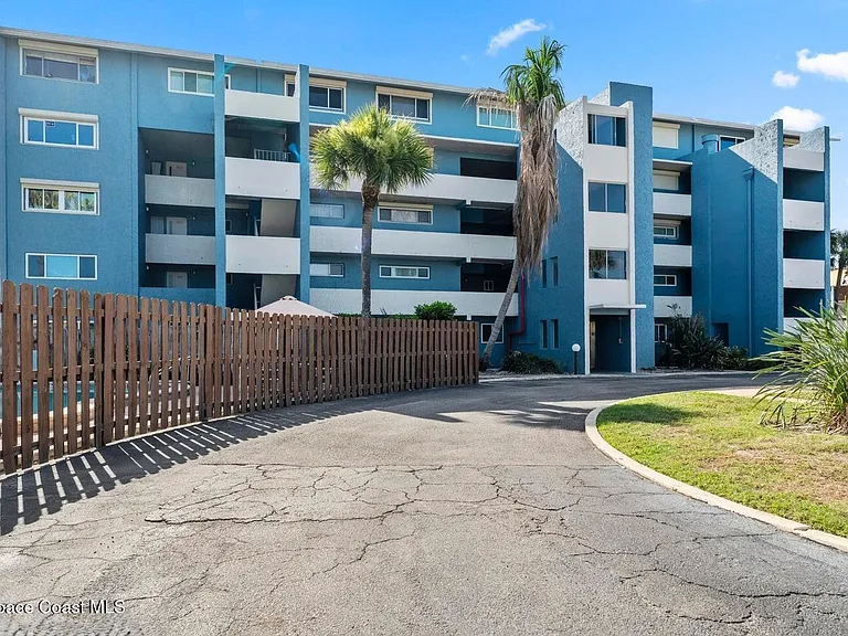 5050 Ocean Beach Blvd #107 — Photo 20