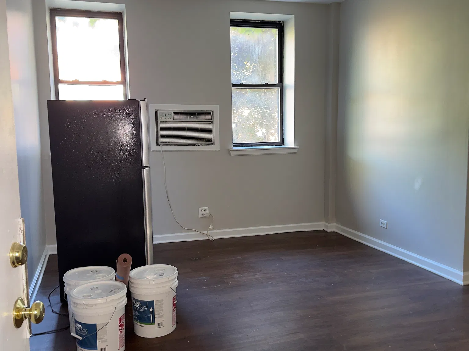 Studio, $1,050 — Photo 3