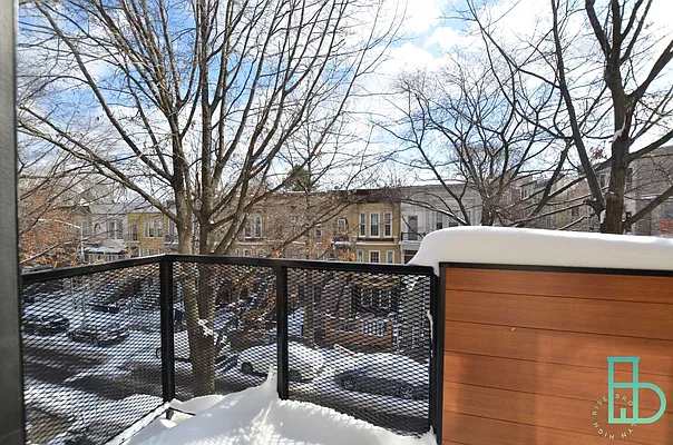 Rented by Miron Realty Group | media 50