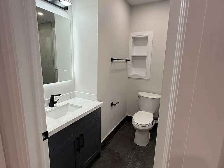 31 Boyce Ave — Photo 10