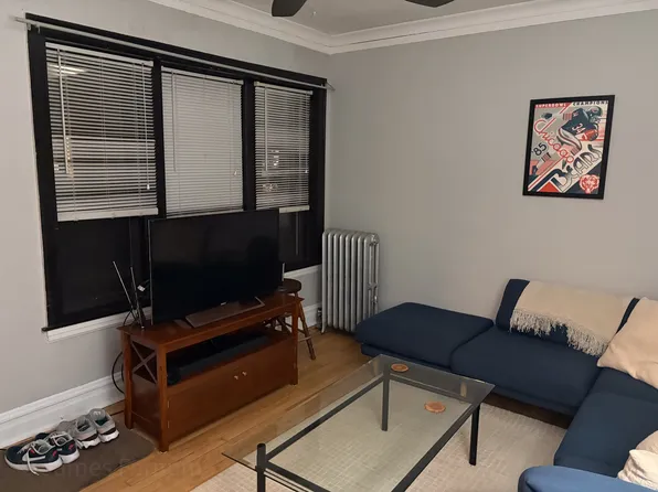 2439 W Logan Blvd APT 3H, Chicago, IL 60647