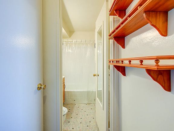 5th image of 89-00 170th St #7E