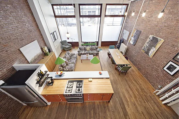 Sold by Compass | media 1