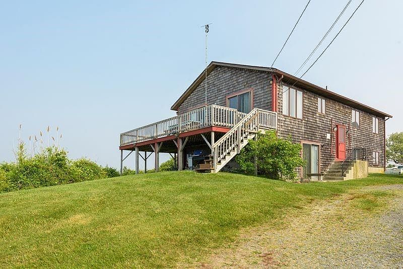 2nd image of 11 Sedge Ct
