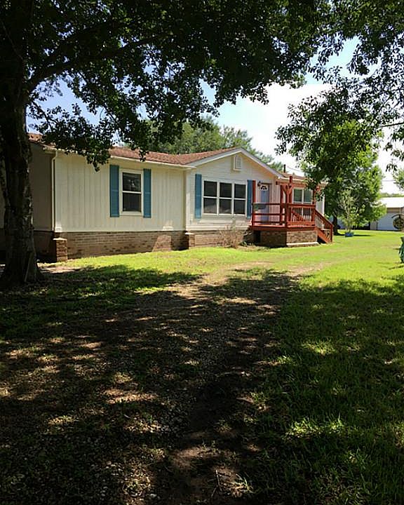 1st image of 4809 Lewis Dr #102