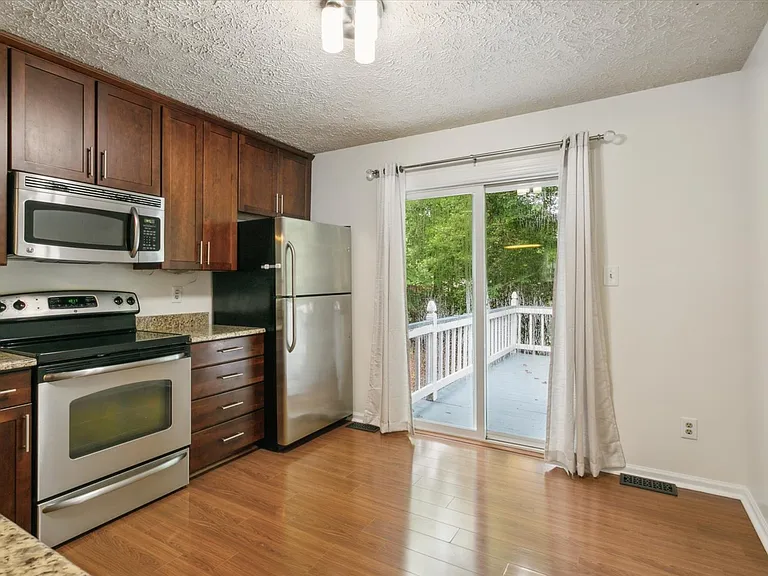 2905 Richard Pace N — Photo 15