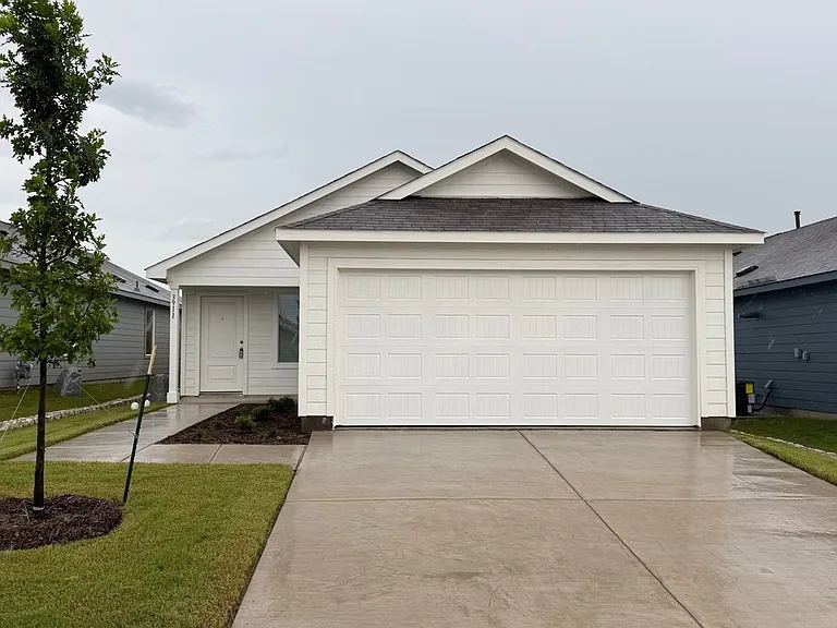3911 Ontario Way — Photo 1