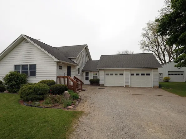 6740 Austin Rd, Saline, MI 48176