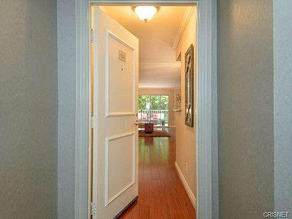 5th image of 1535 S Bentley Ave APT 103