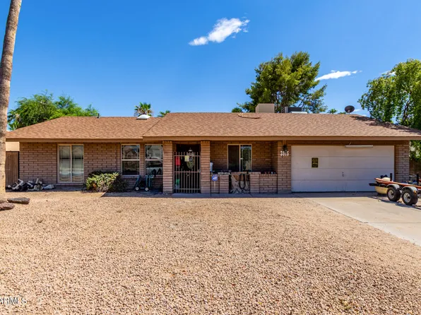 3915 W VOLTAIRE Avenue, Phoenix, AZ 85029