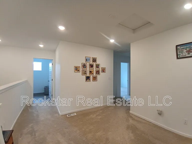 109 W Goldenrod Ave — Photo 14