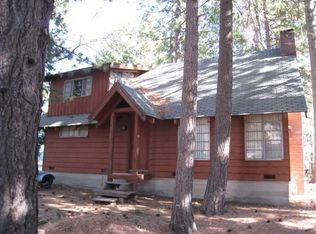 31086 Wild Oak Dr, Running Springs, CA 92382