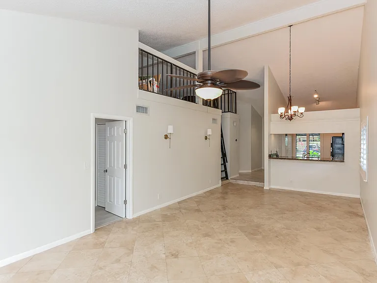 1400 NW 9th Ave #B-8 — Photo 13