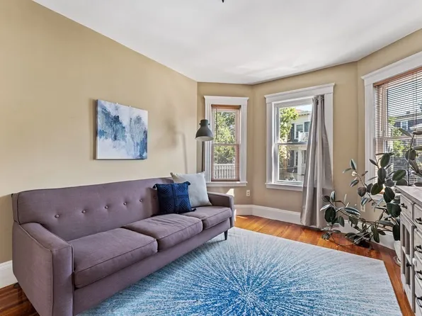 24 Rowell St #3, Dorchester, MA 02125