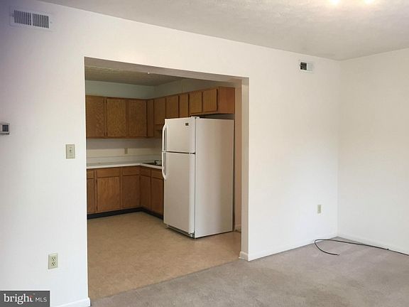2nd image of 329 S Church St APT 3