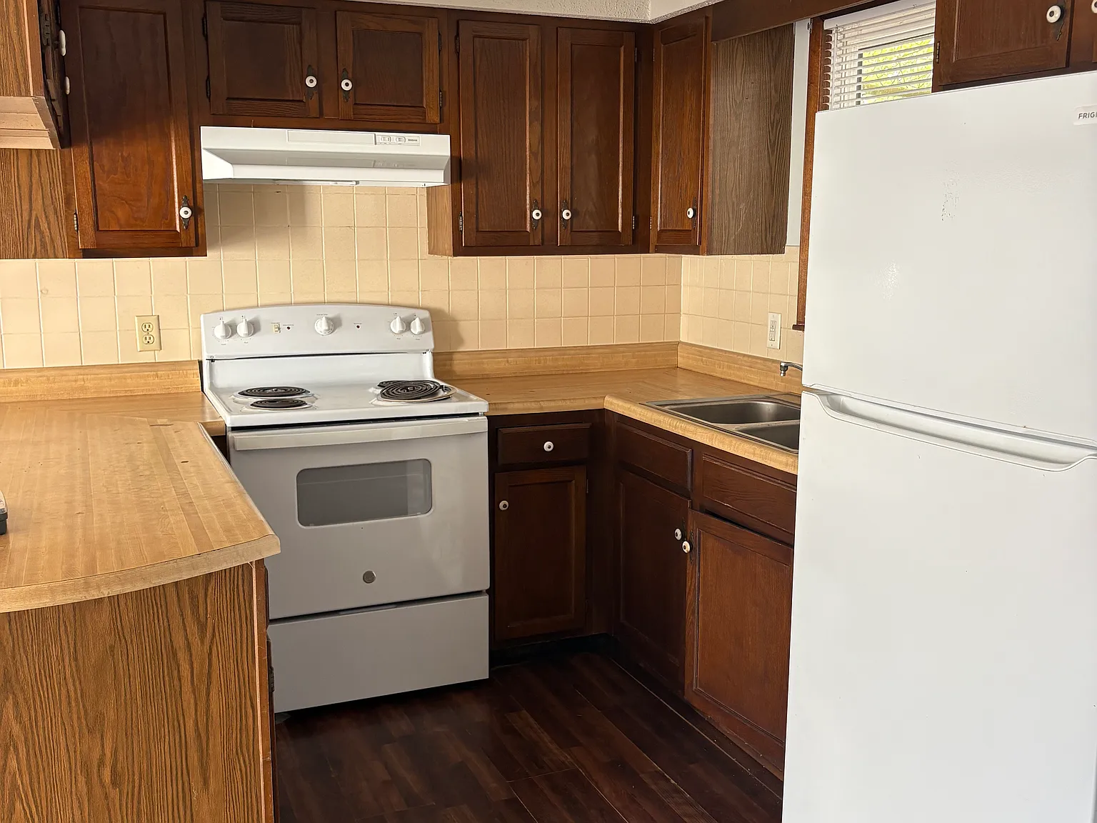 2 bed, $795 — Photo 3