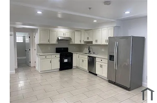 2418 Highland Ave Photo 1