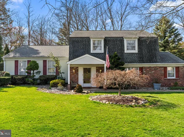 140 Wooden Brg, Southampton, PA 18966