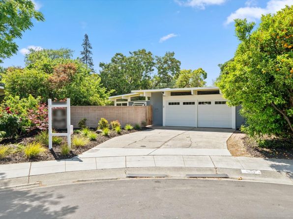 3310 Kenneth Dr, Palo Alto, CA 94303