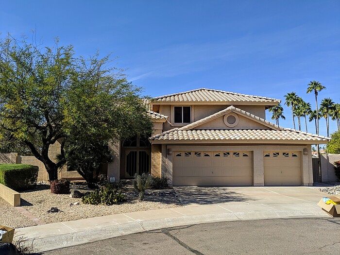 1st image of 17900 W Cactus Flower Dr