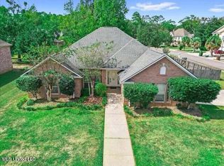 467 Channel Mark Dr, Biloxi, MS 39531