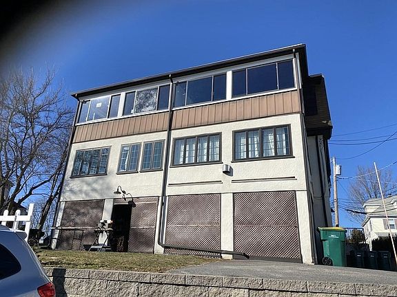 5th image of 11 Beacon Ave #B