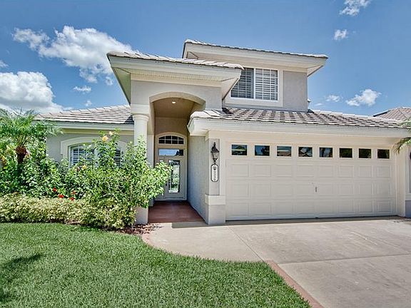 2nd image of 3330 Turnberry Dr