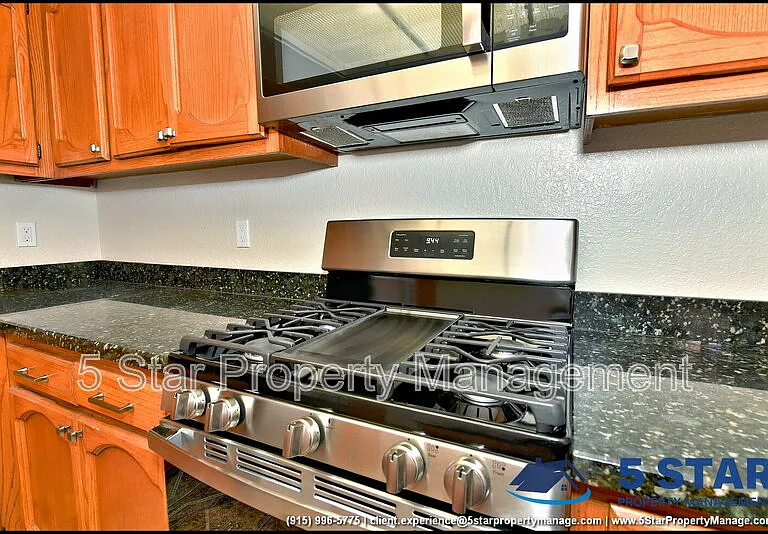 11620 Laura Marie Dr — Photo 23