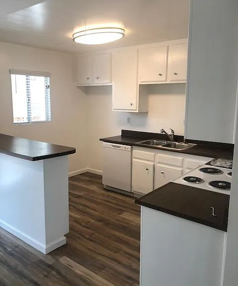 356 Coronado Ave #102 — Photo 6