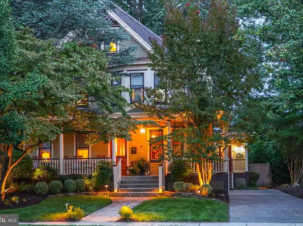 16 E Stiles Ave, Collingswood, NJ 08108