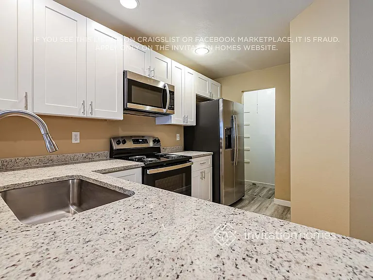 17989 E Colgate Pl — Photo 10