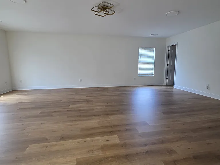 8312 Compton Acres Ln — Photo 19