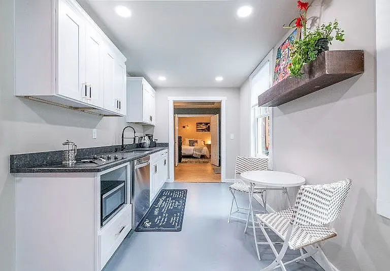 4580 Carriage Walk Ln — Photo 19